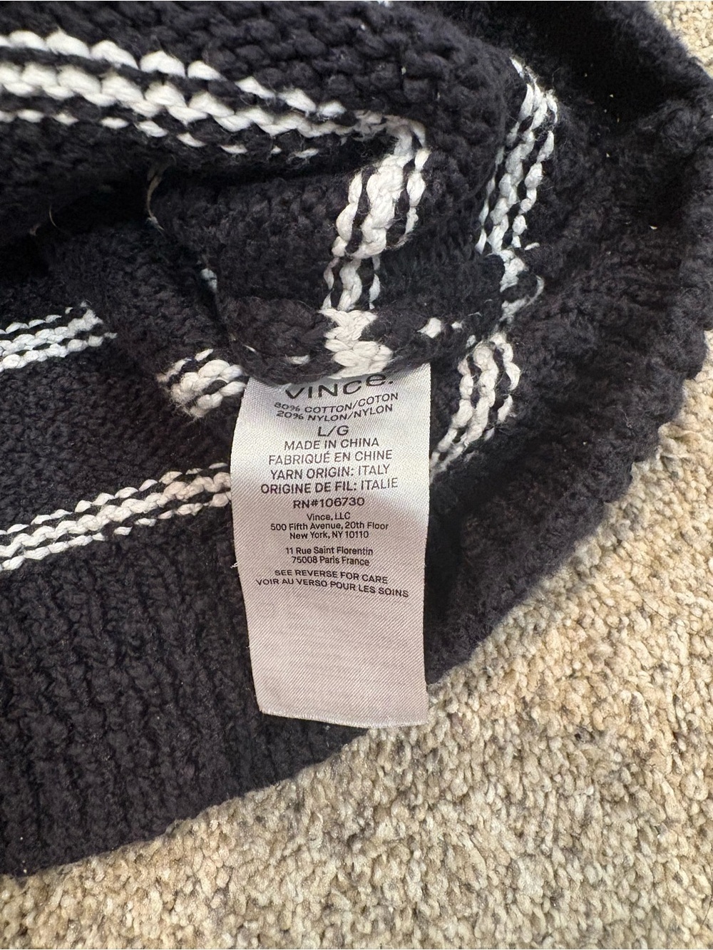 VINCE textured striped black & white crew neck sweater large - Picture 4 of 6